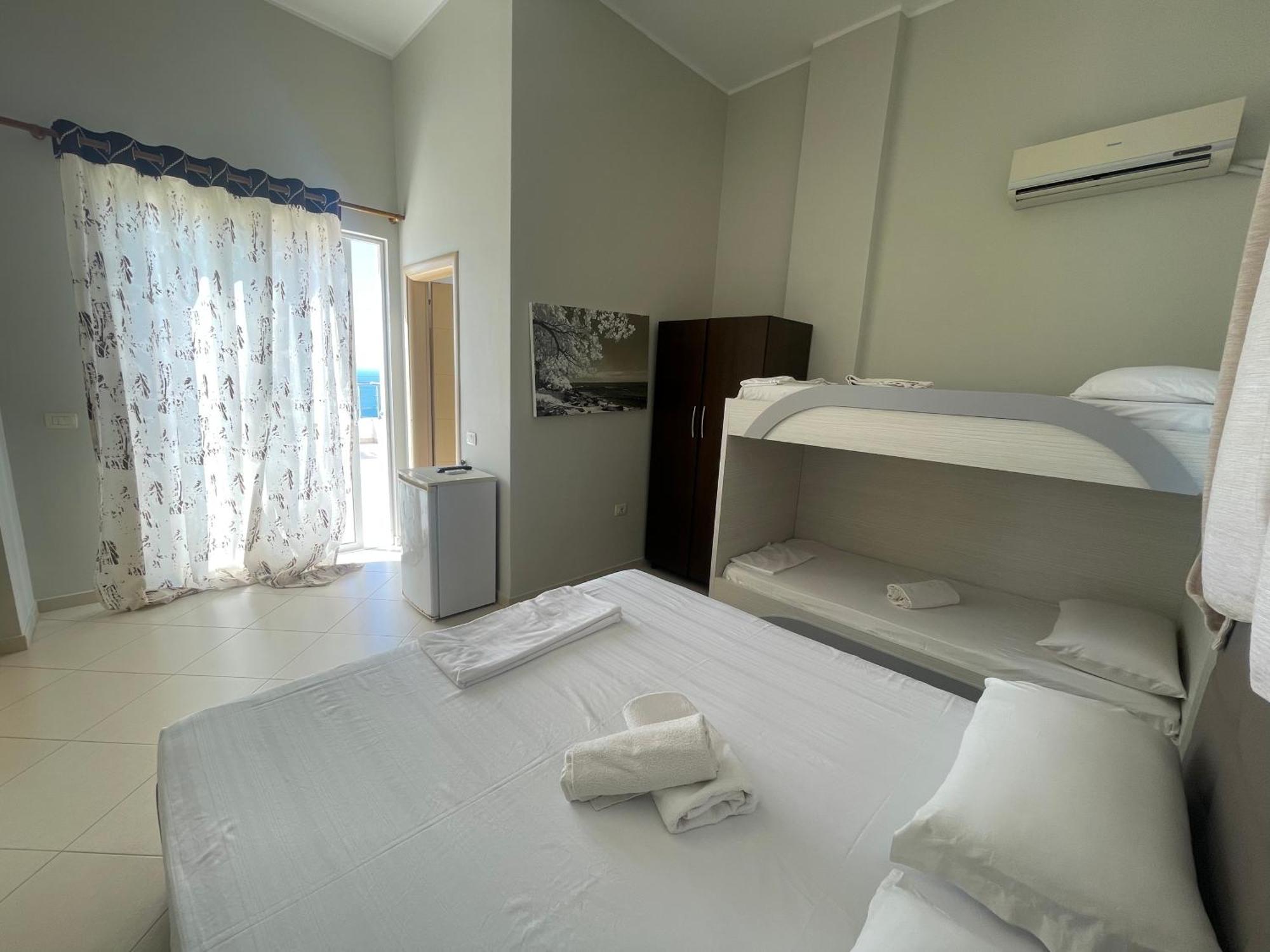 Ble Ble Hotell Vlorë