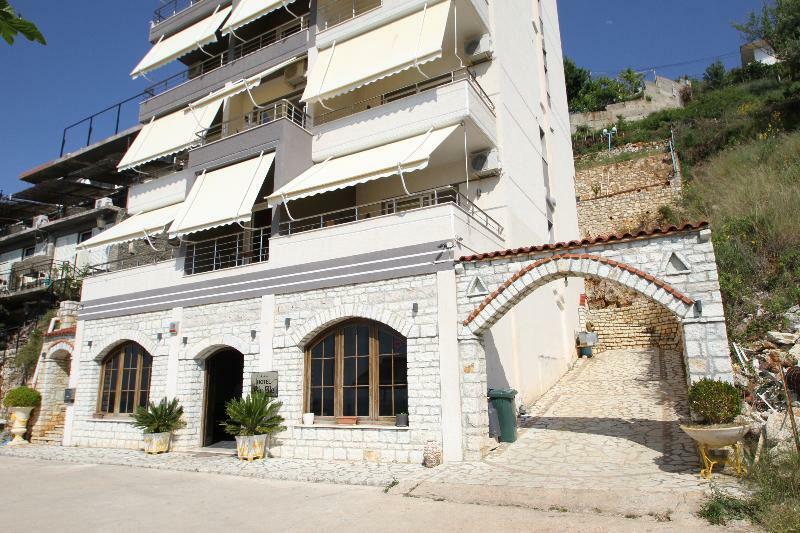 Ble Ble Hotel