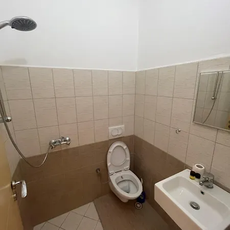 Hotel Ble Ble Vlore Exterior photo